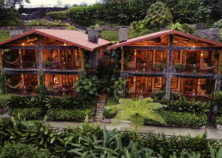 Alajuela Vara Blanca Exterior Detail