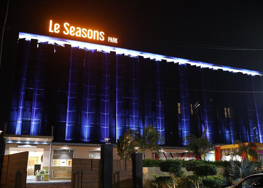 Uttar Pradesh Noida Hotel Exterior