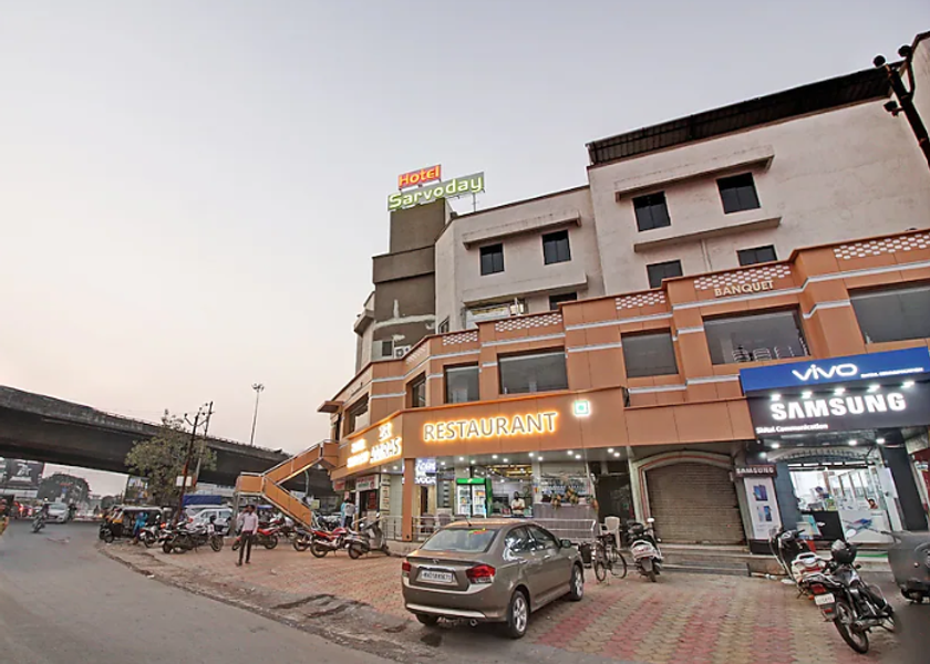 Gujarat Vapi Hotel Exterior