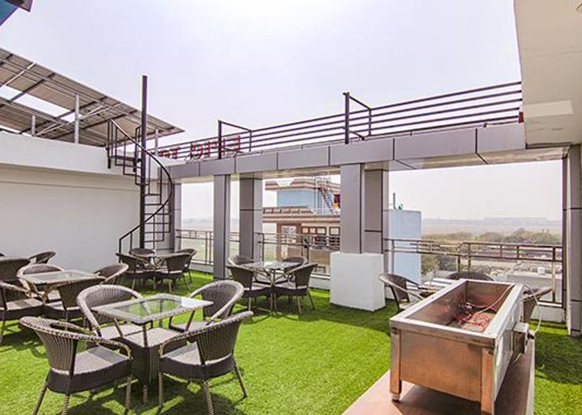 Uttar Pradesh Noida Dining Area 1