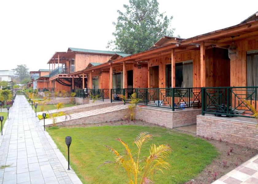 Uttarakhand Ramnagar Hotel Exterior