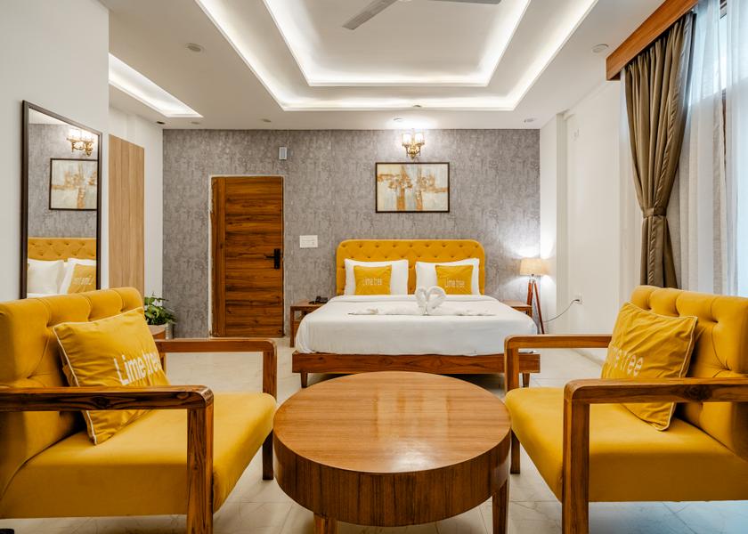 Uttar Pradesh Noida Superior King Room