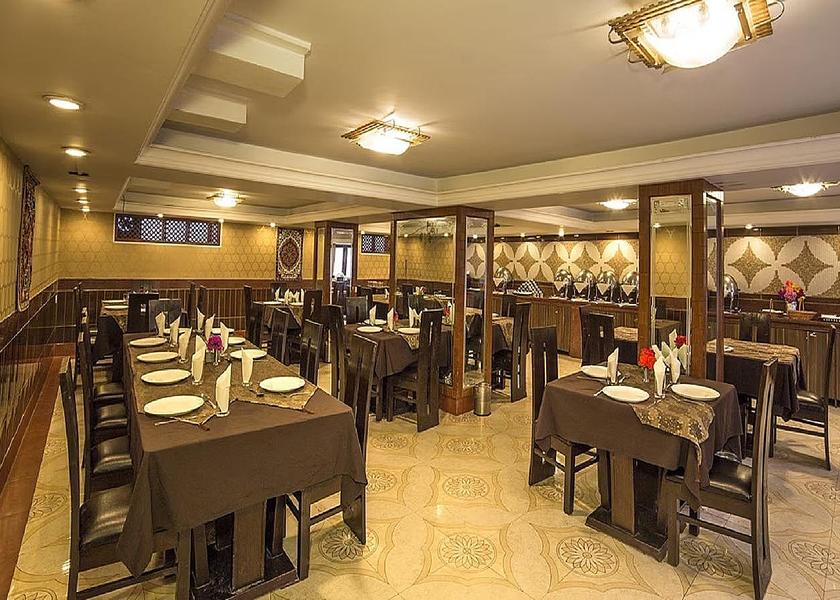 Jammu and Kashmir Srinagar Food & Dining