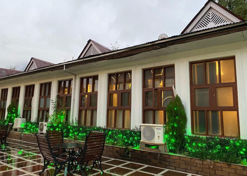 Jammu and Kashmir Srinagar Hotel Exterior