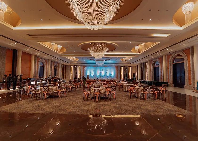 Madhya Pradesh Jabalpur Food & Dining