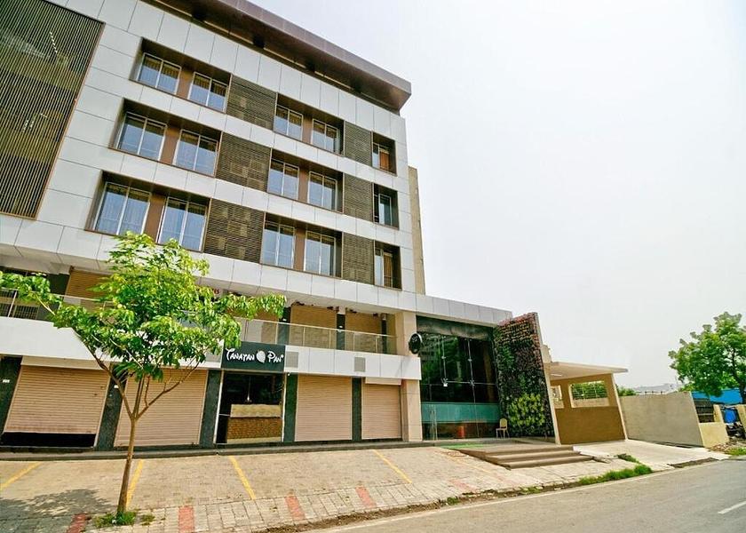 Gujarat Surat Hotel Exterior