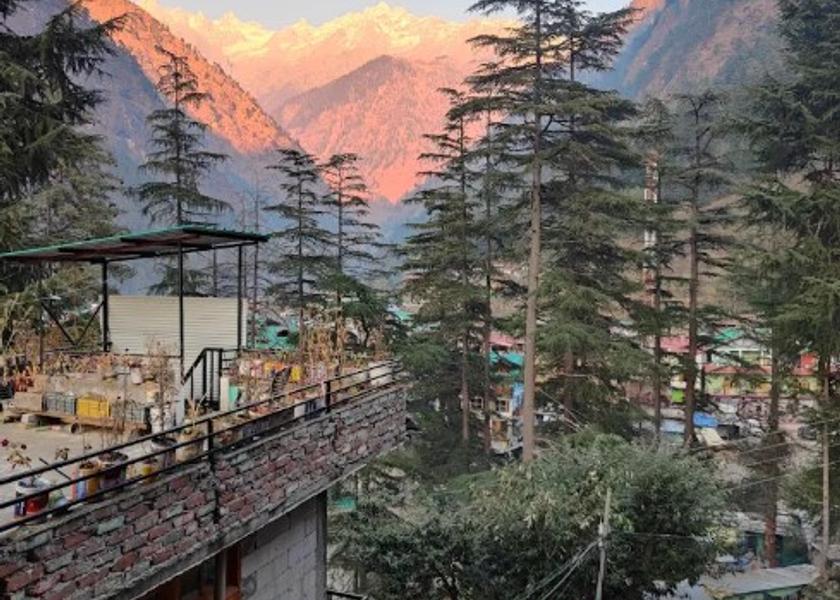 Himachal Pradesh Kullu 1025