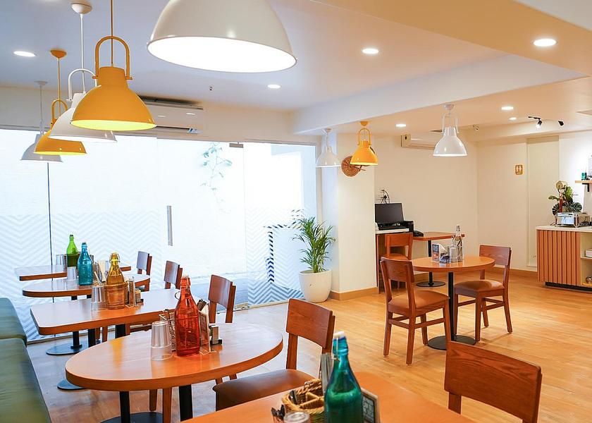 Maharashtra Pune Restaurant