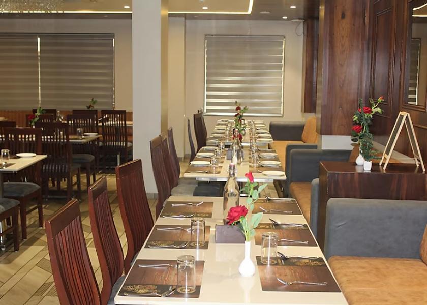 Maharashtra Shirdi Food & Dining