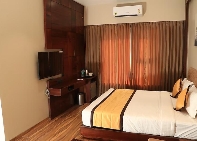 Maharashtra Shirdi Public Areas