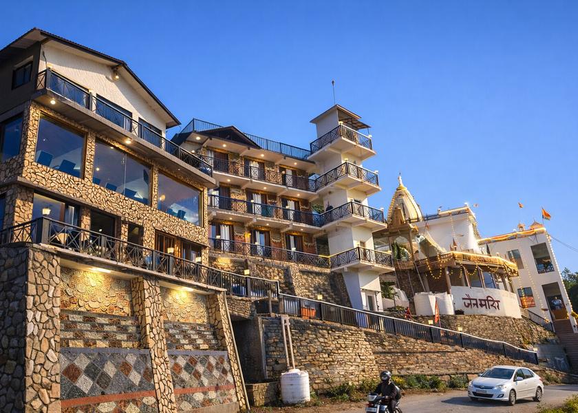 Uttarakhand Mukteshwar Public Areas