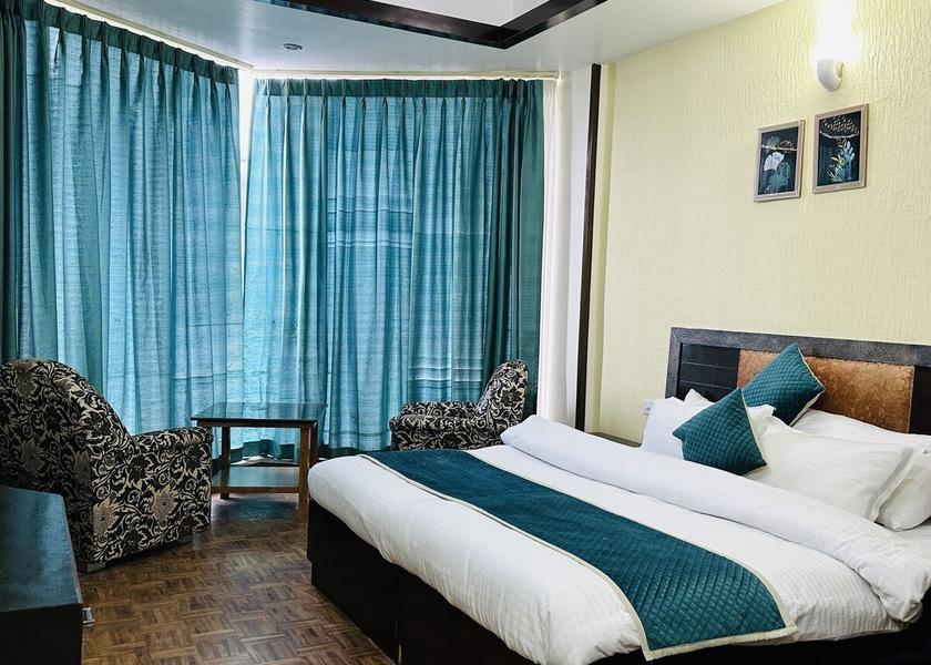 Uttarakhand Dhanaulti Family Suite Room