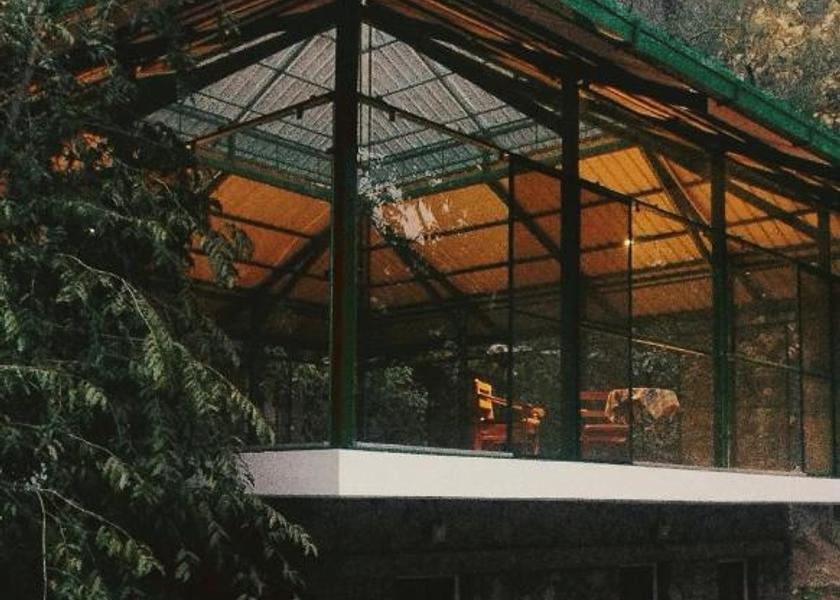Uttarakhand Rishikesh Exterior Detail