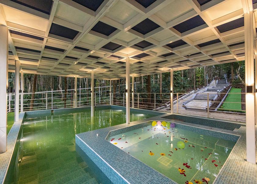 Tamil Nadu Yercaud Pool