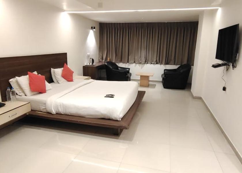 Gujarat Gandhinagar Food & Dining