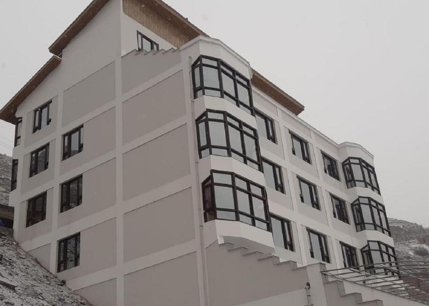 Ladakh Kargil Hotel Exterior