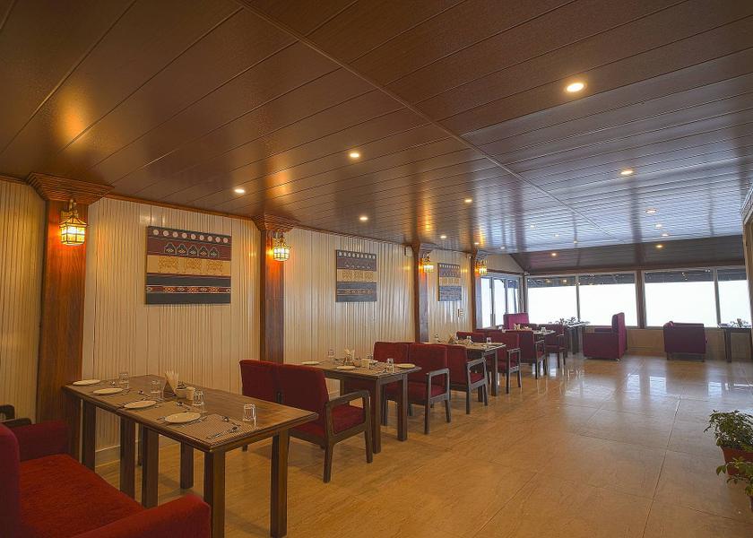 Uttarakhand Mussoorie Food & Dining
