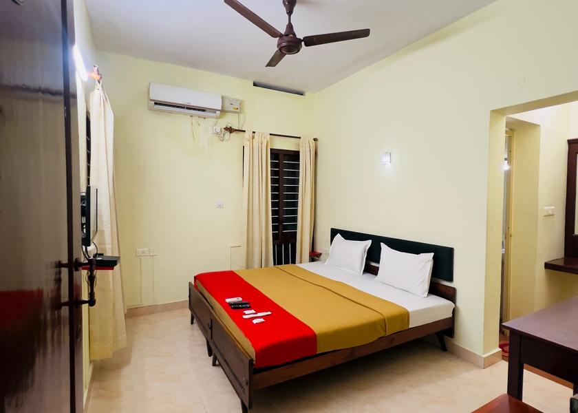 Kerala Thiruvananthapuram Super Deluxe