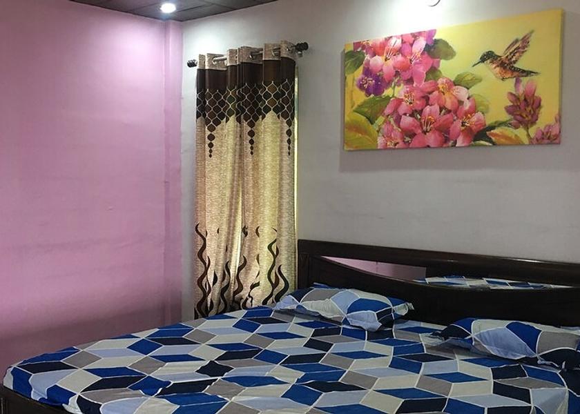 Uttarakhand Dhanaulti Double bed with attached washroom