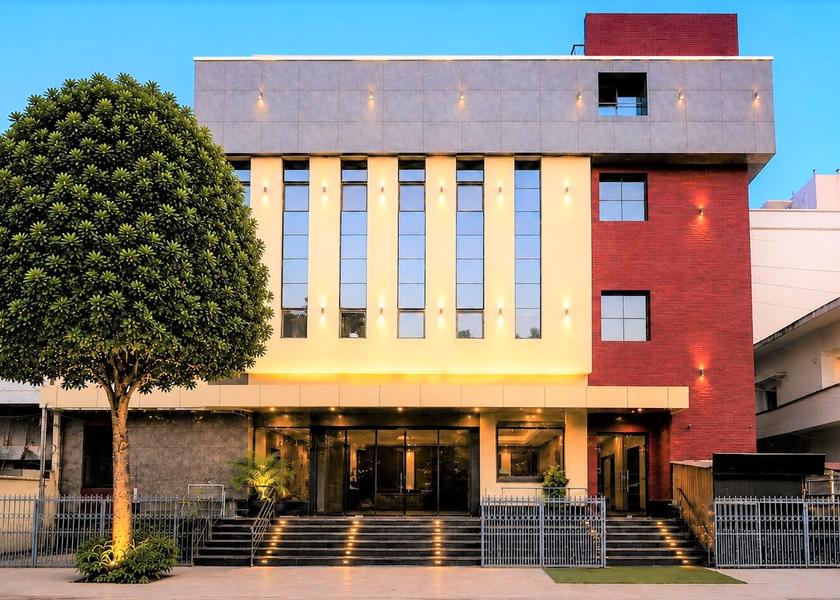 Uttar Pradesh Kanpur Hotel Exterior