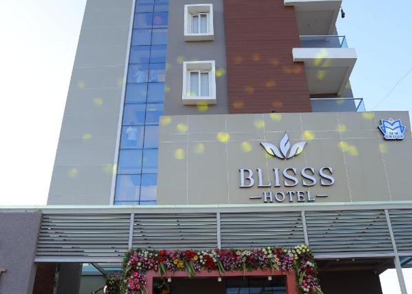 Maharashtra Kolhapur Hotel Exterior