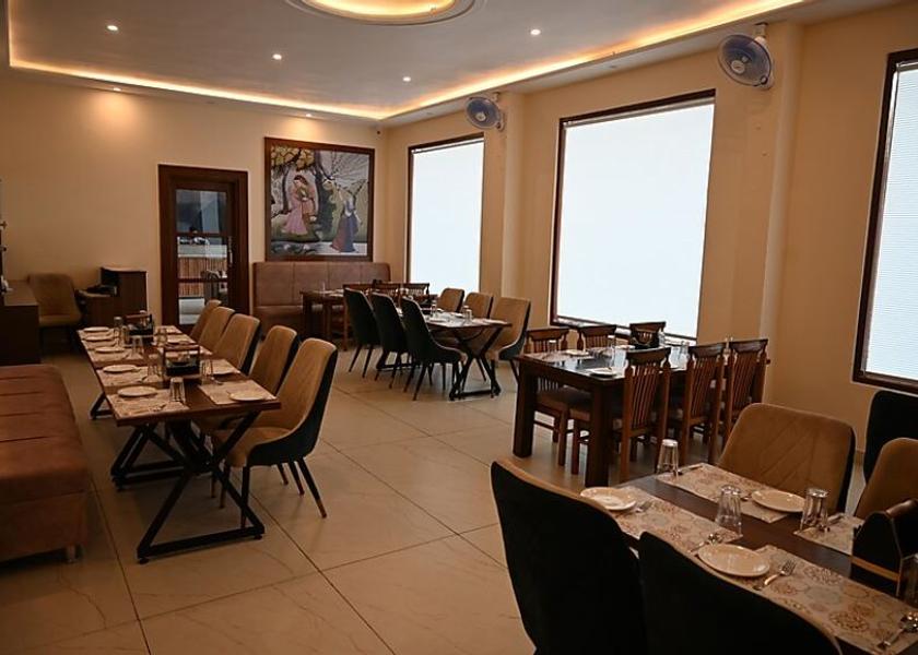 Himachal Pradesh Palampur Food & Dining