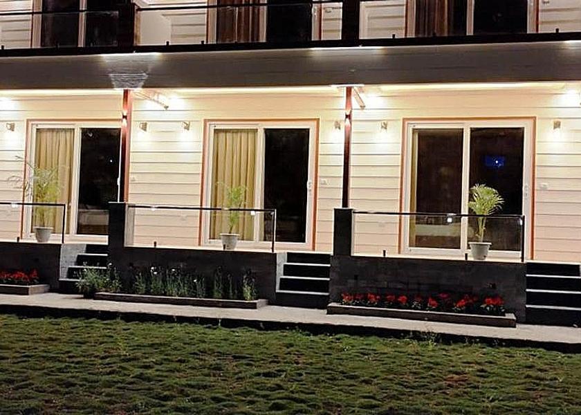 Uttarakhand Rishikesh Hotel Exterior