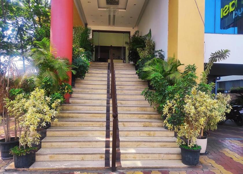 Maharashtra Satara Entrance