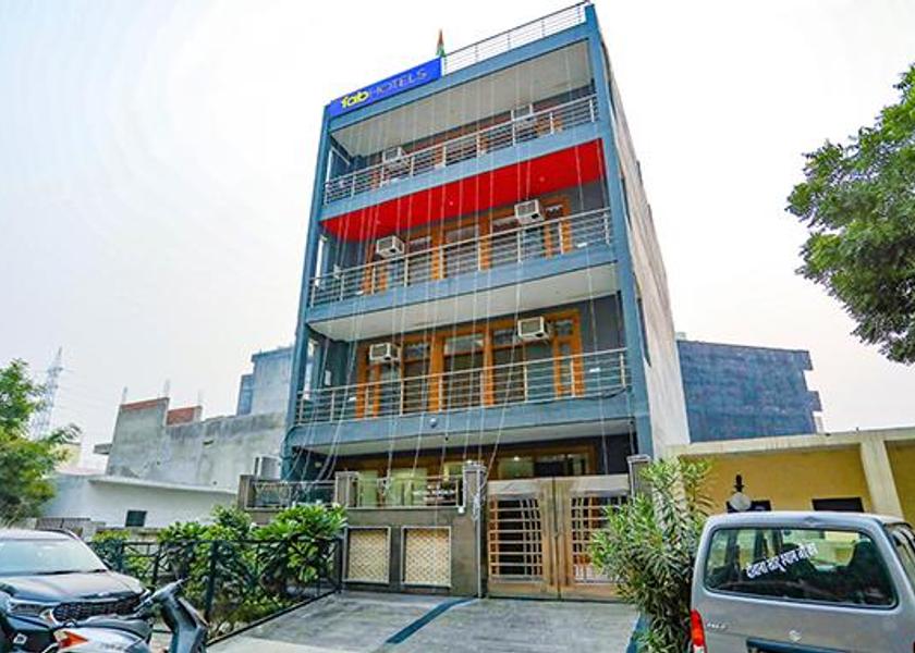 Uttar Pradesh Noida Facade