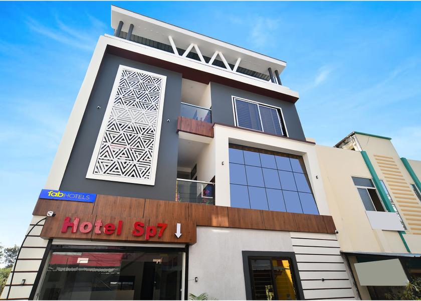 Madhya Pradesh Indore Facade
