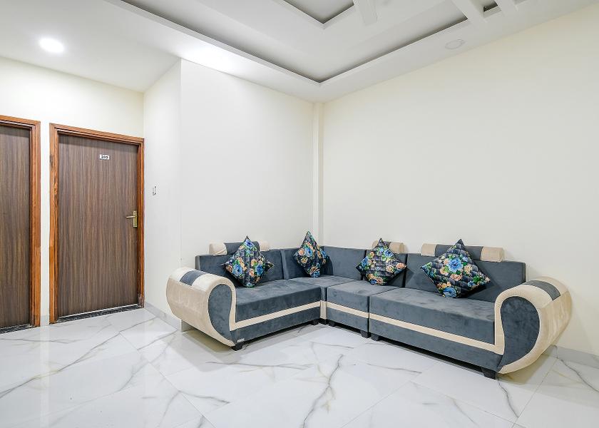 Madhya Pradesh Indore Lobby