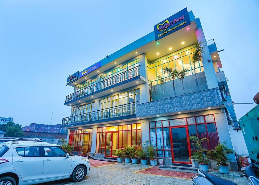 Uttar Pradesh Noida Facade