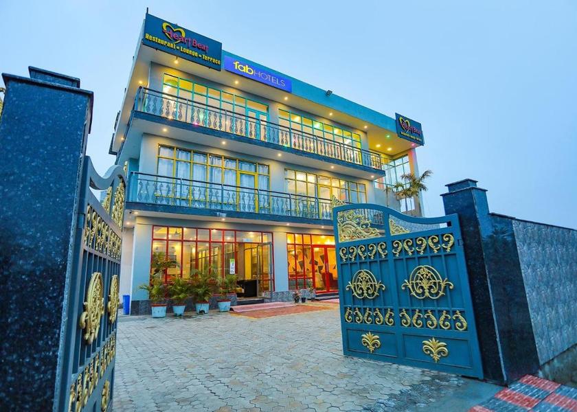 Uttar Pradesh Noida Exterior Detail