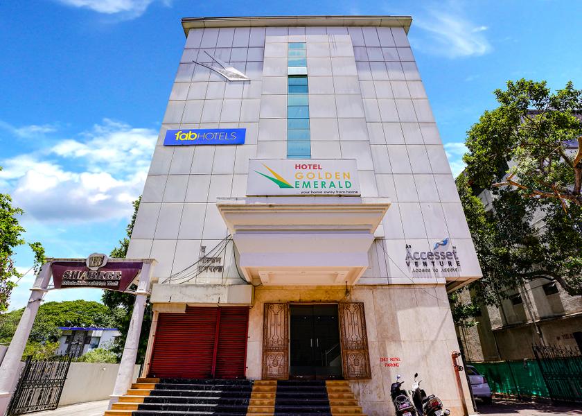 Maharashtra Pune Facade