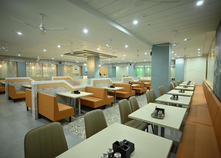 Maharashtra Latur Food & Dining