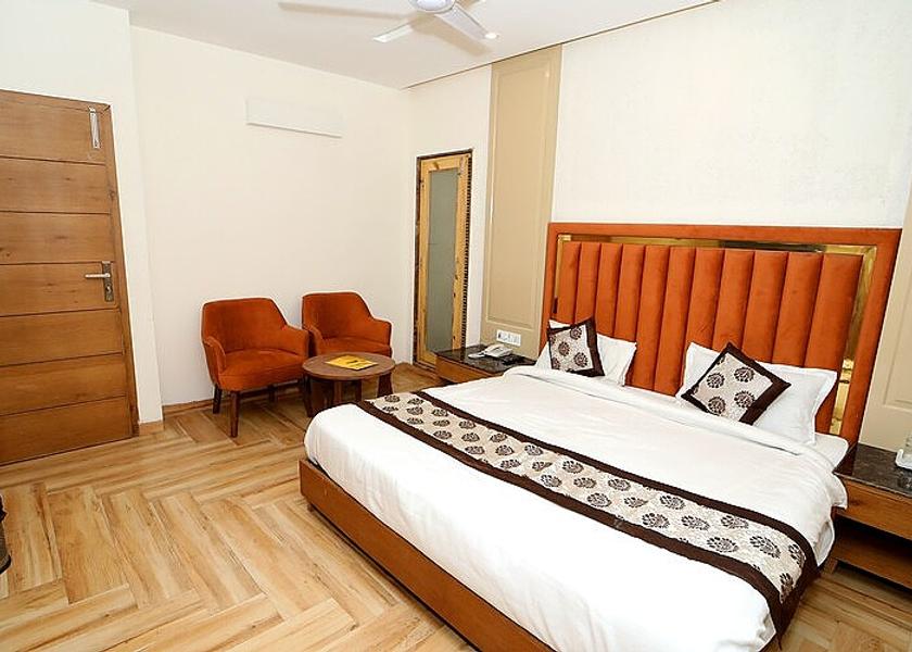 Uttarakhand Mussoorie Executive Room City View
