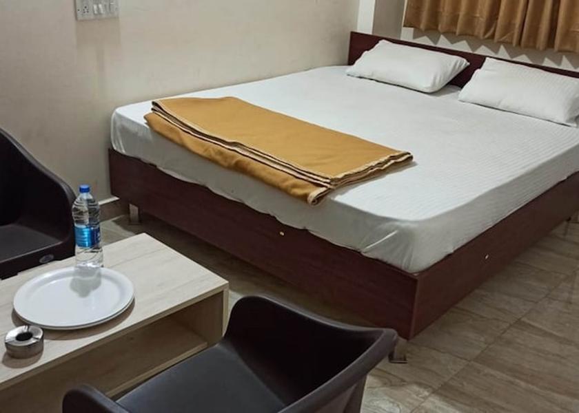 Karnataka Mandya Room