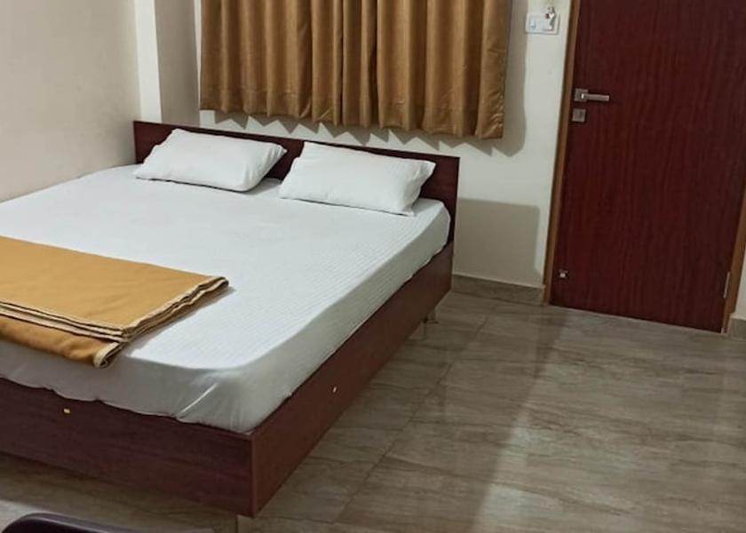 Karnataka Mandya Room