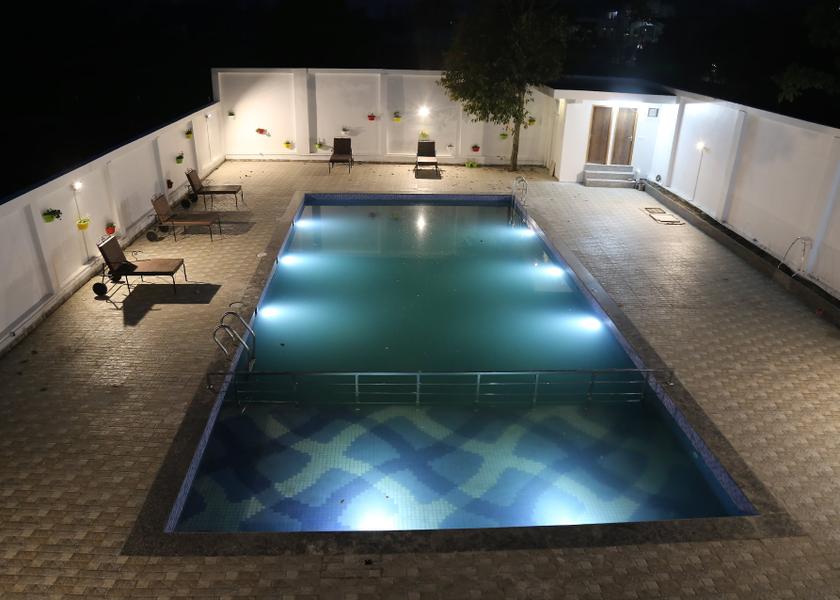 Uttarakhand Rishikesh Pool