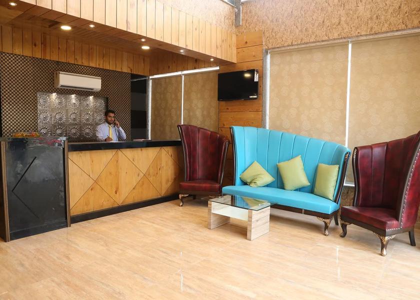 Uttarakhand Rishikesh Public Areas