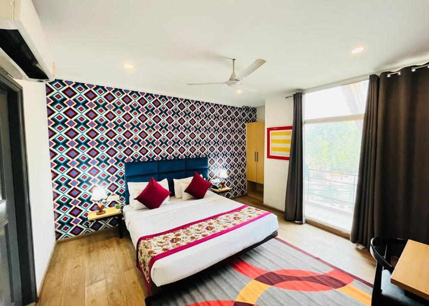 Delhi Delhi 1025