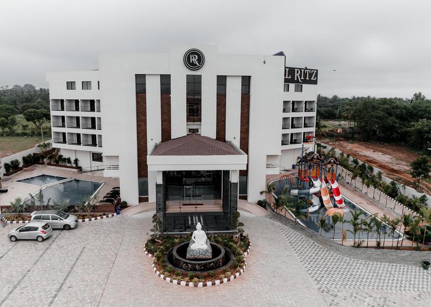 Karnataka Hubballi Hotel Exterior