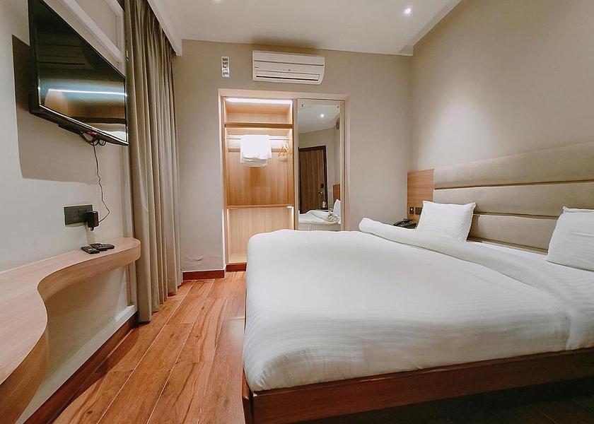Uttarakhand Dehradun Deluxe Room