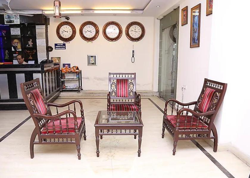 Delhi Delhi Reception