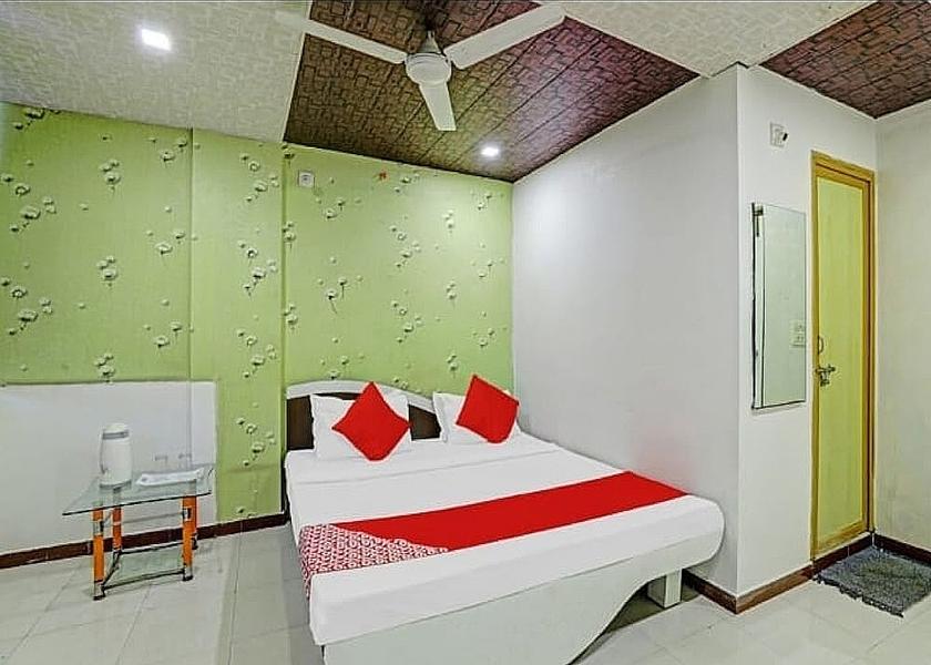 Gujarat Ahmedabad Room