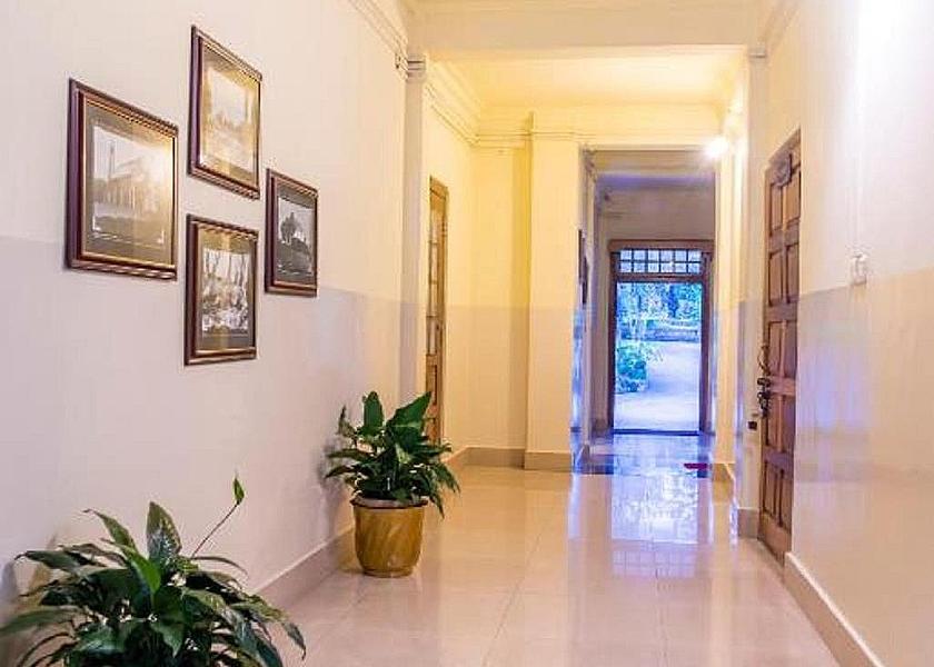 Gujarat Ahmedabad lobby