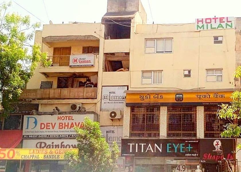 Gujarat Ahmedabad Front of property