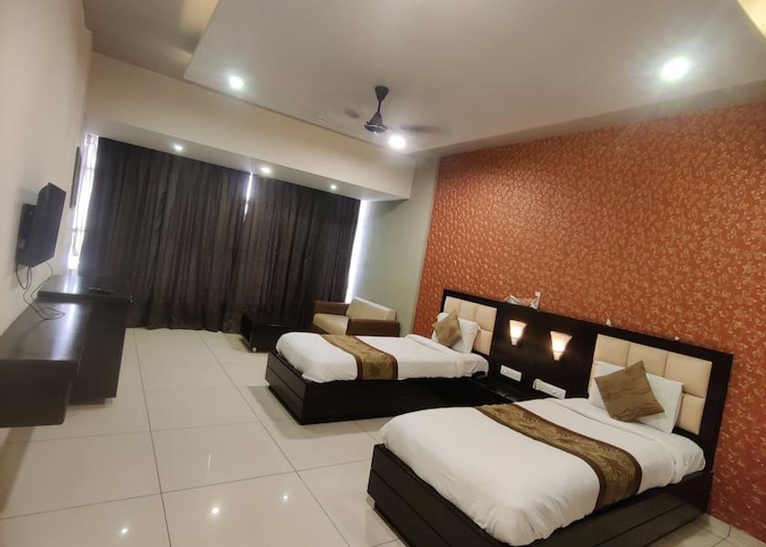 Gujarat Anand Room