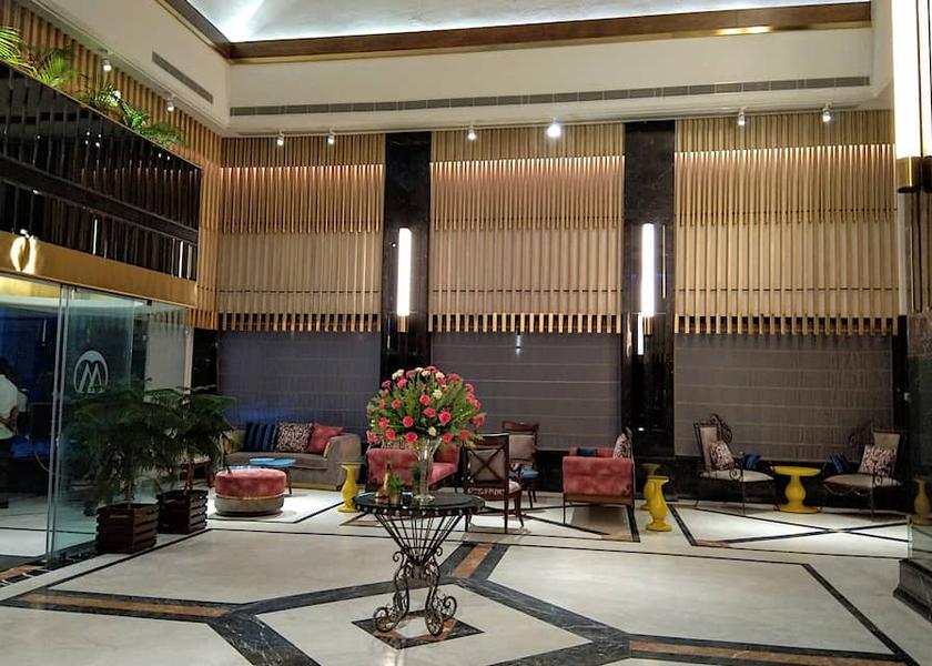 Punjab Jalandhar Listen sports commentary, lobby channel mood music, munch bites, surf Wi-Fi while waiting for your friends, relative, big boss.