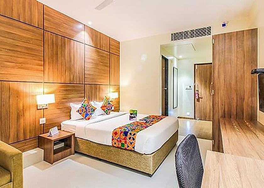 Maharashtra Mumbai Room